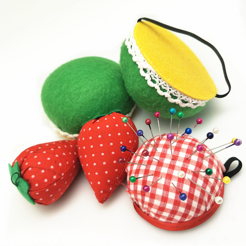 Sewing Pin Cushion - 1 قطعة الفراولة على شكل إبرة