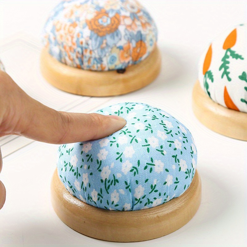1 قطعة Ramdon لون الخشب حامل ا - مراجعة Sewing Pin Cushion وسعره