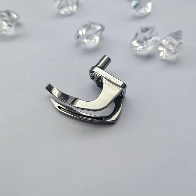 Y68217 لوبَر لأربع إبر وستة خي - مراجعة Sewing Expert وسعره